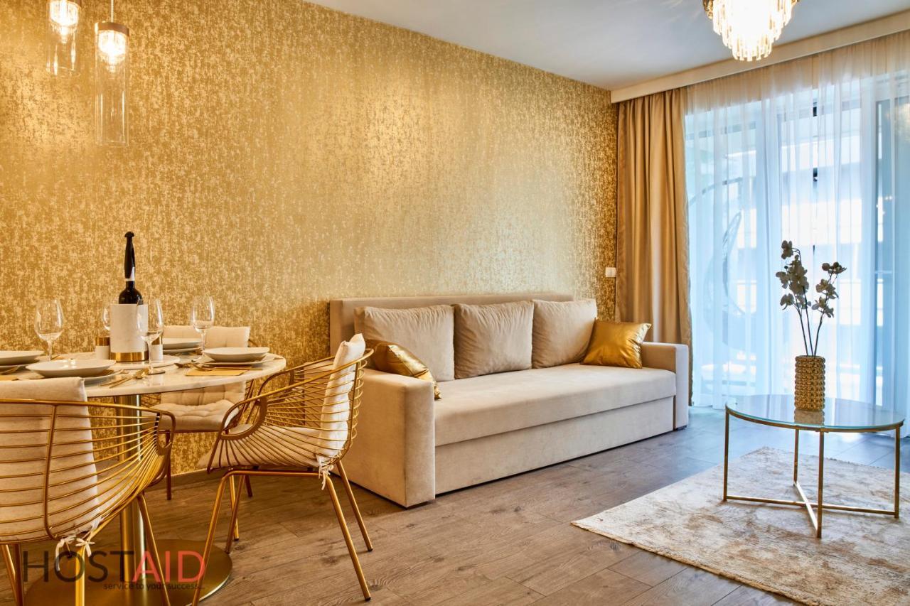 Azur Apartment - Hostaid Siófok Exterior foto